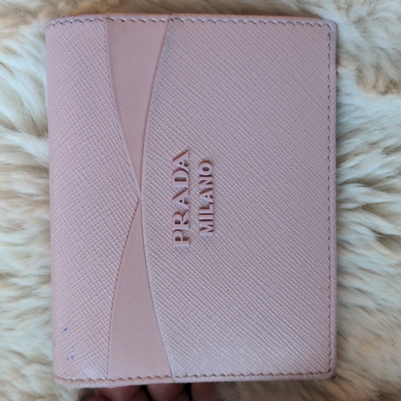 Small Saffiano and leather wallet
